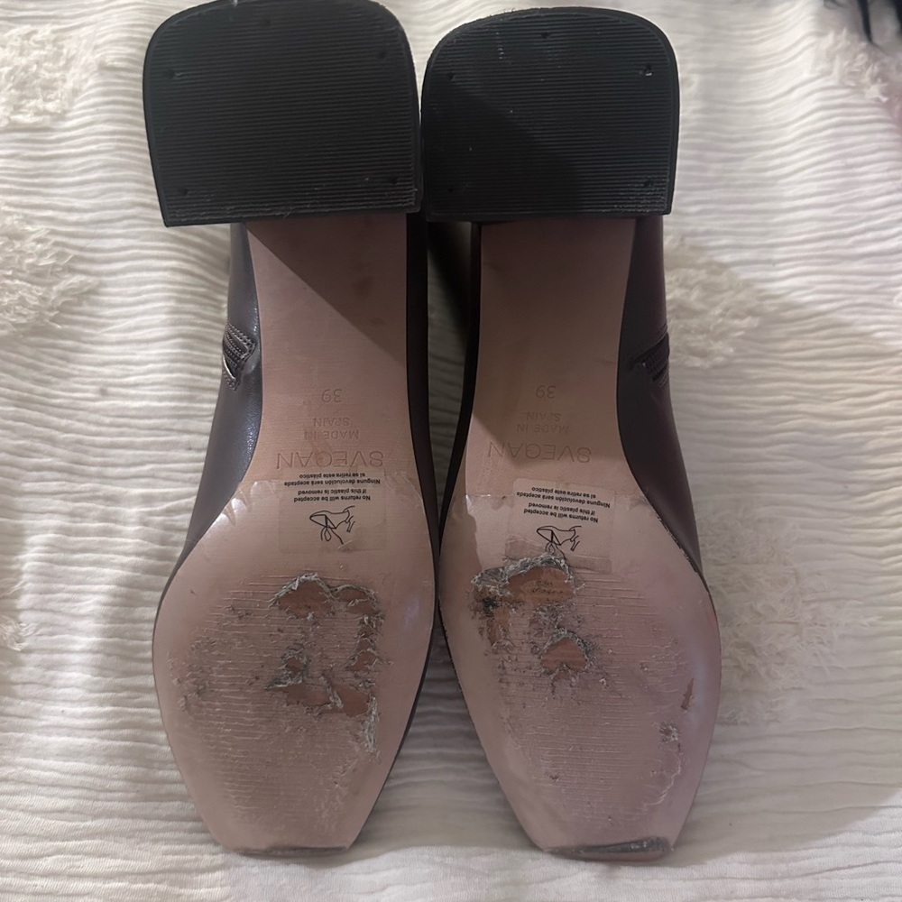 Alohas Vegan Square Toe Ankle Boots - Picture 4 of 4